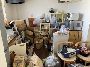 磐田市の遺品整理作業前1