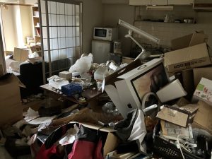 遺品整理、買取作業前2